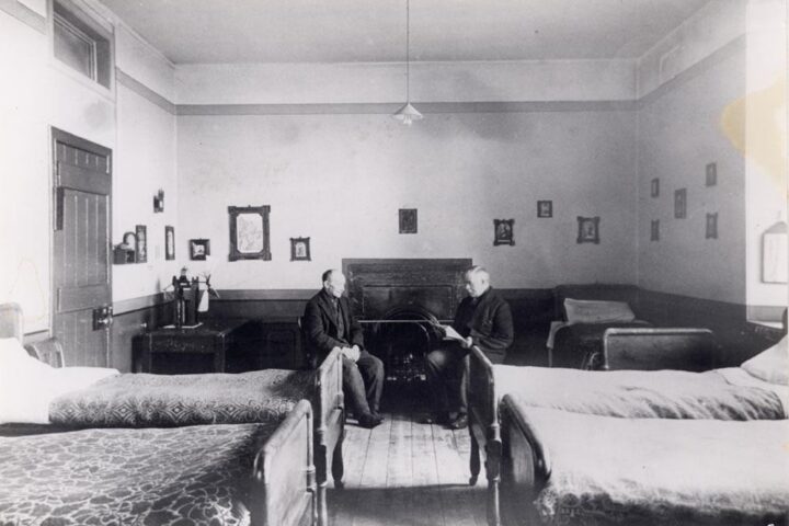 Barnhill Poorhouse, Glasgow, c. 1900. Glasgow Caledonian University, Heatherbank Museum of Social Work, print 970