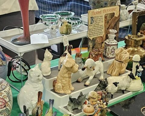Antique stall photo