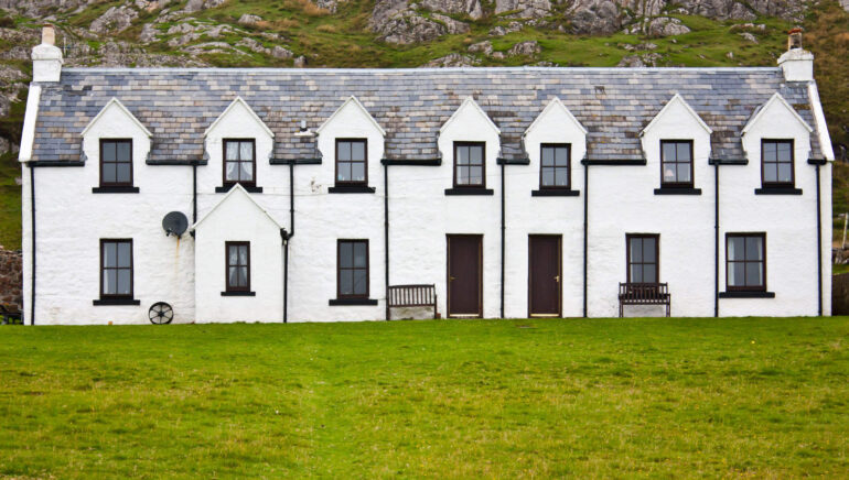 1302700 country house scotland