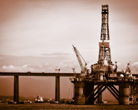 10280598 petroleum platform on the guanabara bay