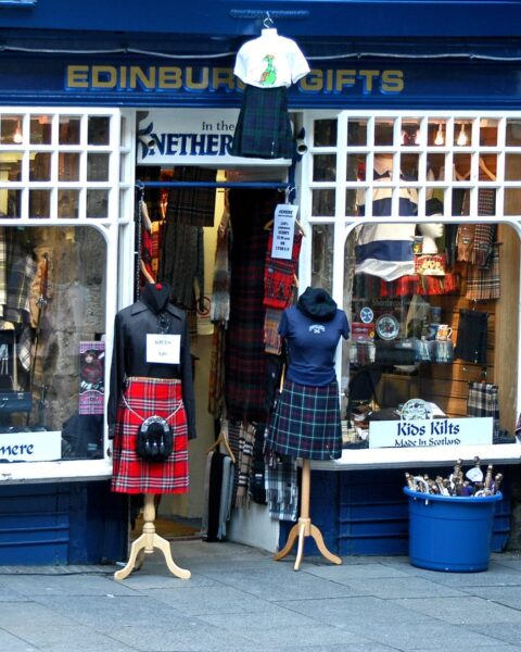 65648908 souvenir shop