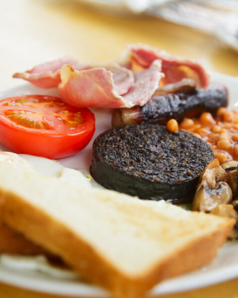 7442686 full scottish breakfast