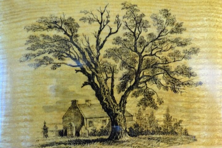 Burns Poetical Works, Old Kirk end tree transfer, Mauchline ware