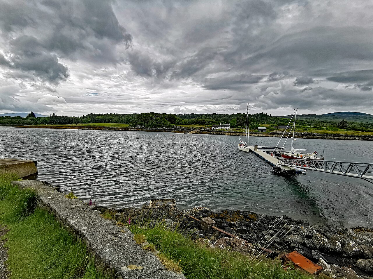 The Ulva ferry crossing between the Isle of Ulva and Mull, used as part of the school transport route. Photo: PaulT / Wikimedia Commons, CC BY SA 4.0