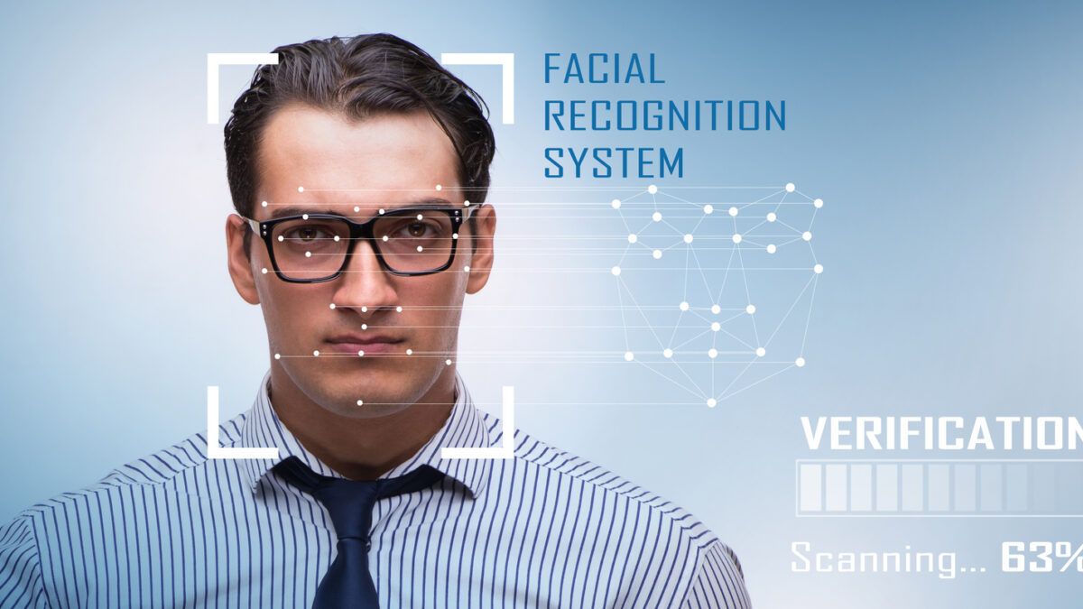 33332050 concept of face recognition software and hardware