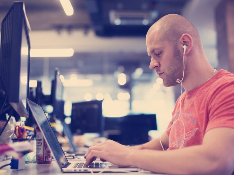 81543278 programmer writing programming code