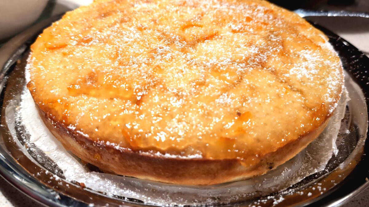 Visual accompanying “Mrs Bruce’s Dundee Sunshine Cake”