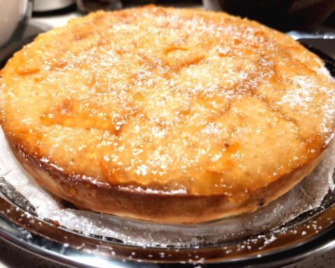 Visual accompanying “Mrs Bruce’s Dundee Sunshine Cake”