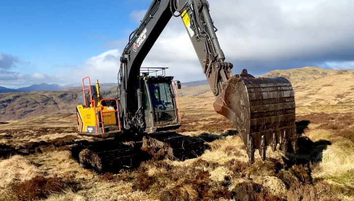 Loch Katrine digger