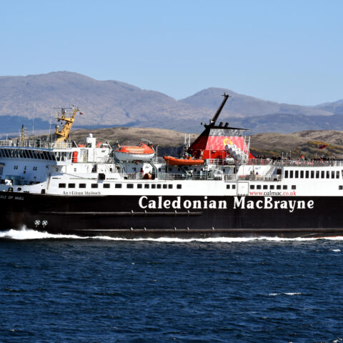 MV Isle of Mull Sailing To Craignure, 8 May 2017