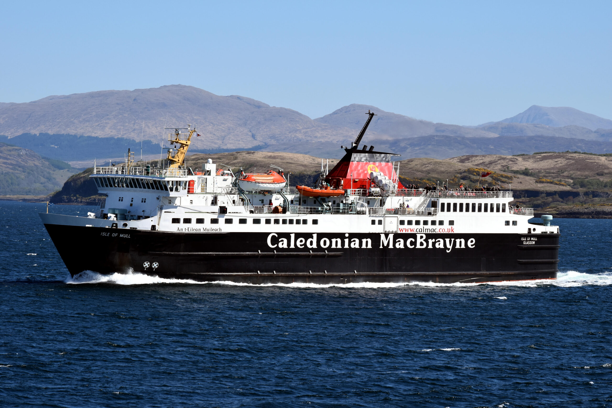 MV Isle of Mull Sailing To Craignure, 8 May 2017