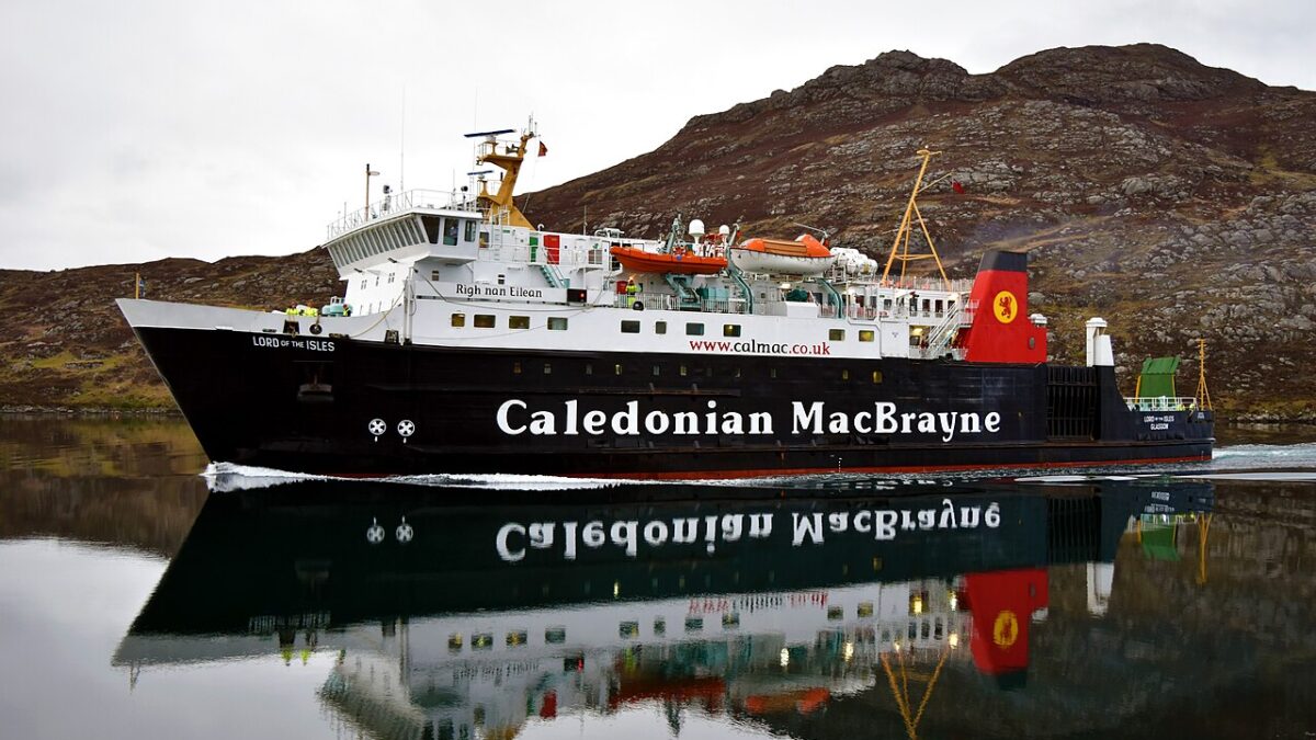 MV Lord of the Isles Approaching Lochboisdale, 10 May 2017